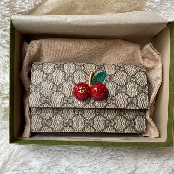 Gucci GG Supreme Monogram Mini Cherry Chain Bag - Picture 3 of 11